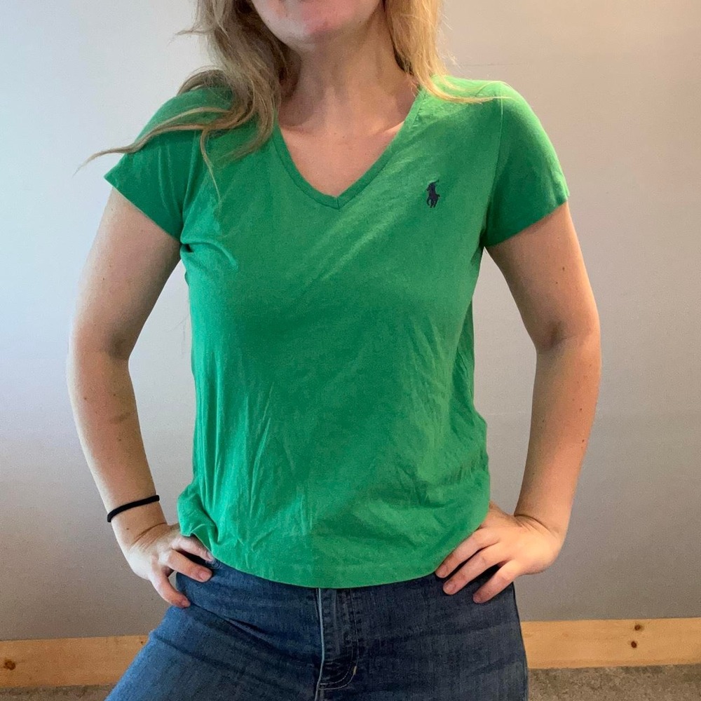 Green Polo Ralph Lauren Y2K Preppy V-neck tee in size M